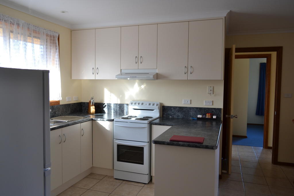 All Inn Strahan Holiday Units Εξωτερικό φωτογραφία